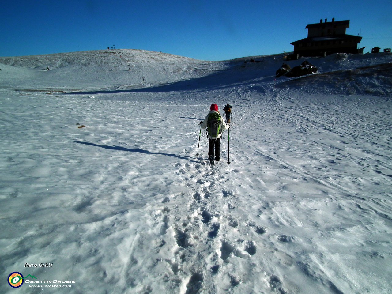 70 Rif. Albergo Monte Avaro (una volta si chiamava Albergo del Sole !) .JPG